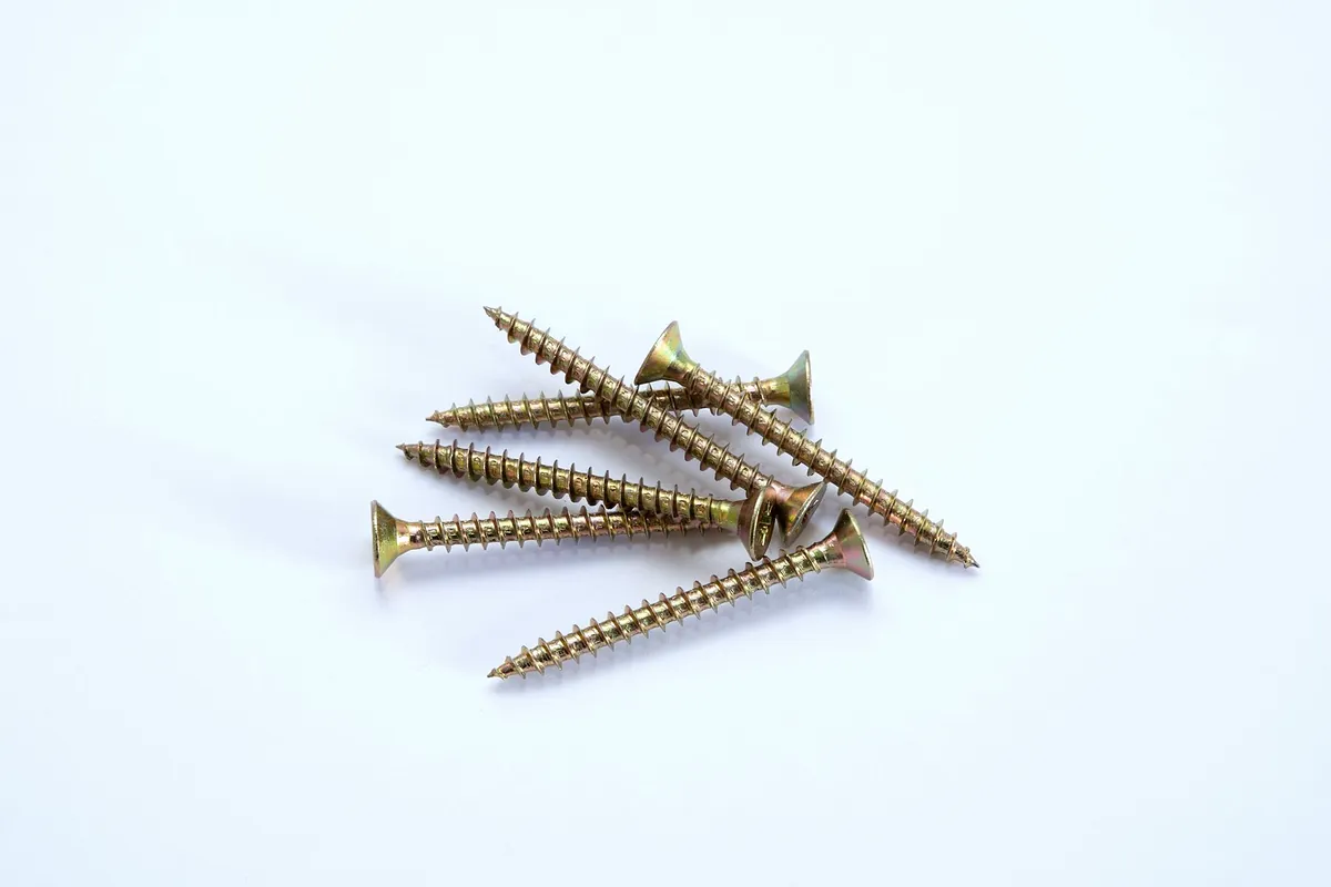 Yellow zinc wood screws.